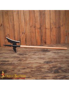 Machado de haste medieval forjado, aço carbono (122 cm.) 2