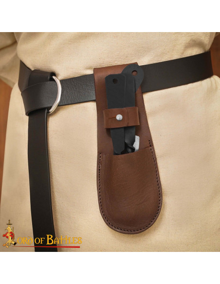 Conjunto de Talheres Medievais em Aço...