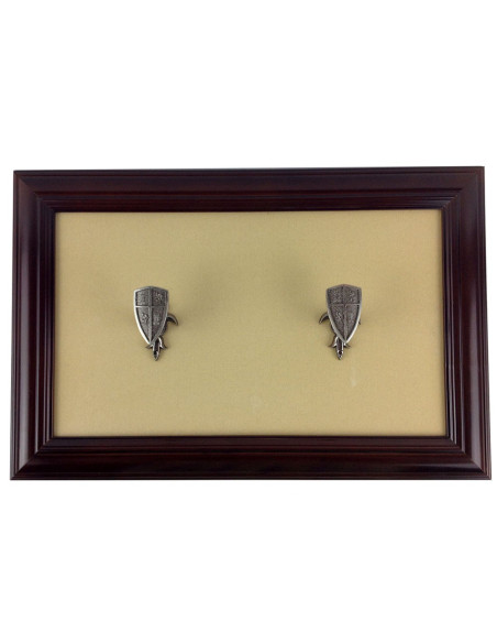 Exibição do quadro 1 pistola (22x37,5 cms.)