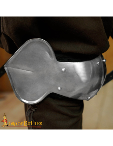 Proteções de joelho medievais em aço...