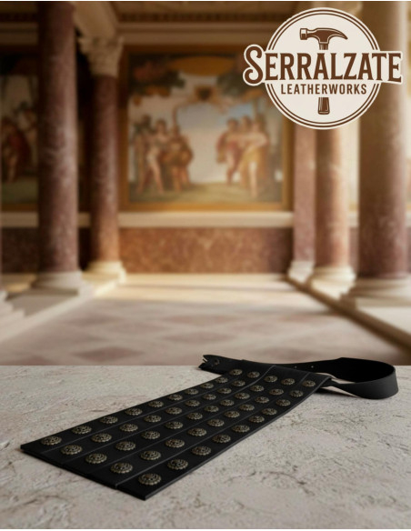 Cinto militar romano em couro preto,...