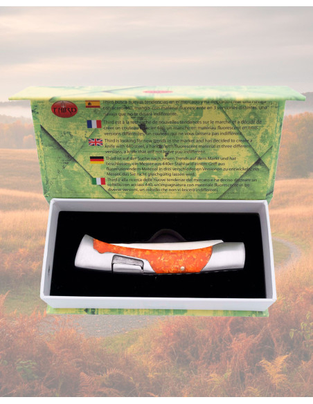 Faca Third de aço 440 com cabo de...