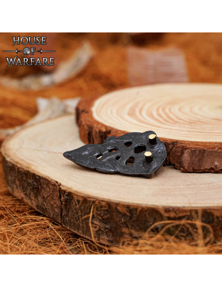 Ponta de cinto vikinga em latão antigo