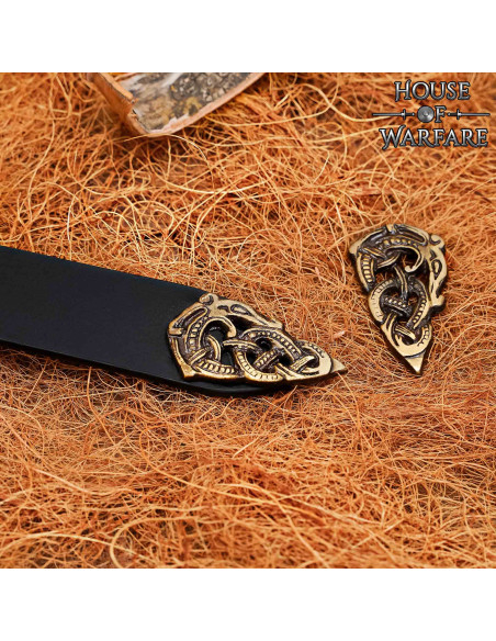 Ponta de cinto vikinga em latão antigo