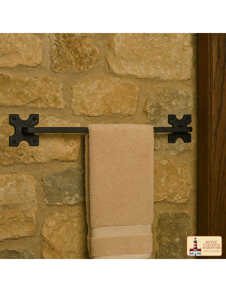 Toalheiro medieval em ferro forjado à...