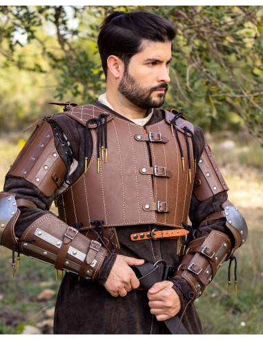 Peitoral medieval em couro modelo Strigo, cor marrom