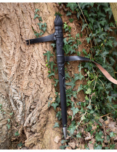 A bainha para espada em madeira recoberta, modelo Malden.