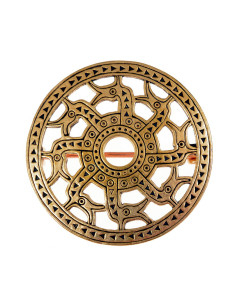 Broche de disco merovíngio com cabeças de animais germânicos 2