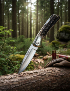 Faca com bloqueio e cabos de chifres de veado