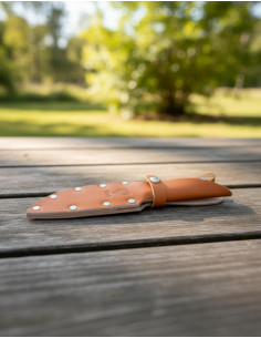 Faca artesanal para entalhe com cabo de oliveira 2