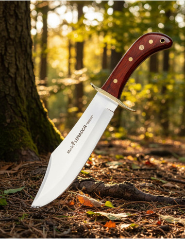 Faca de Aventura Muela modelo Lenhador, com capa e estojo