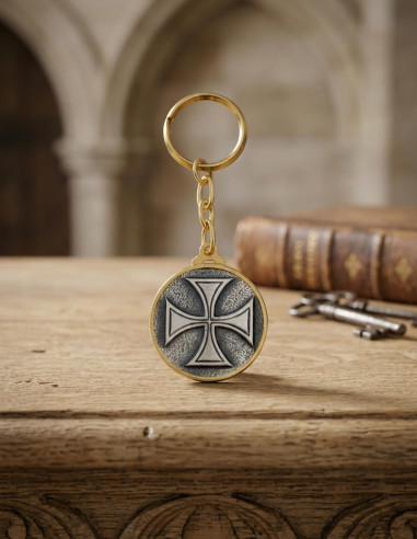 Chaveiro cruz patê