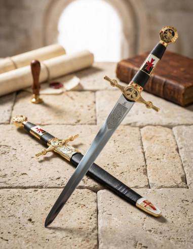 punhal templário decorado