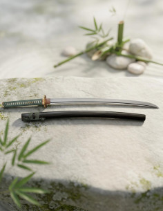 katana louva-a-deus 2