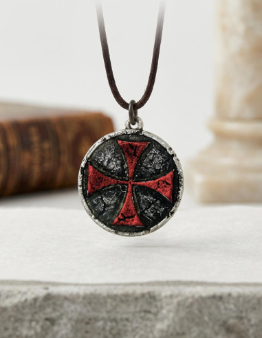 Pingente Cruz Templária Vermelha (3,3 cms.)