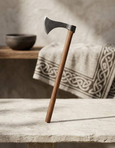 Machado Francisca, 81 cms.