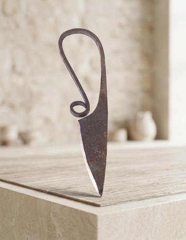 faca medieval forjada a mao