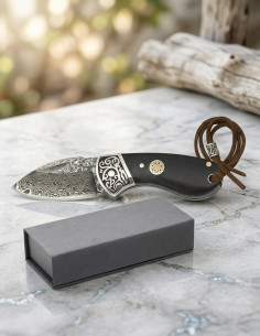 Faca de campo Albainox lâmina damasco com virola decorada