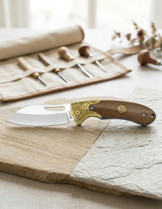 Canivete de campo Albainox com virola decorada dourada