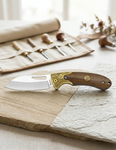 Canivete de campo Albainox com virola decorada dourada