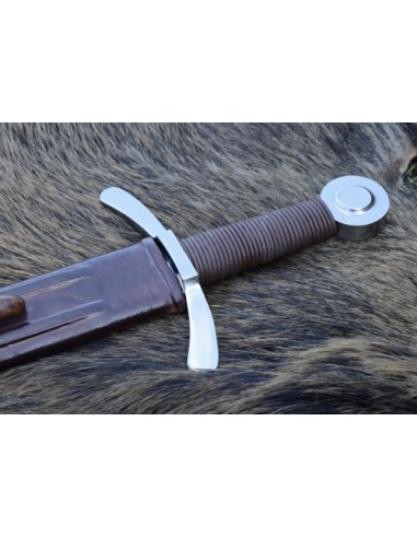 Espada cruzada com bainha, funcional