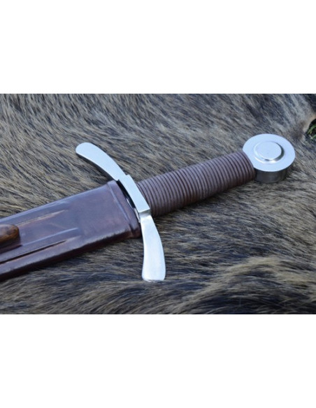 Espada cruzada com bainha, funcional