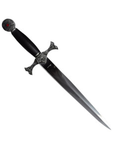 punhal medieval com espada