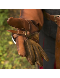 protetor medieval para as mãos 2