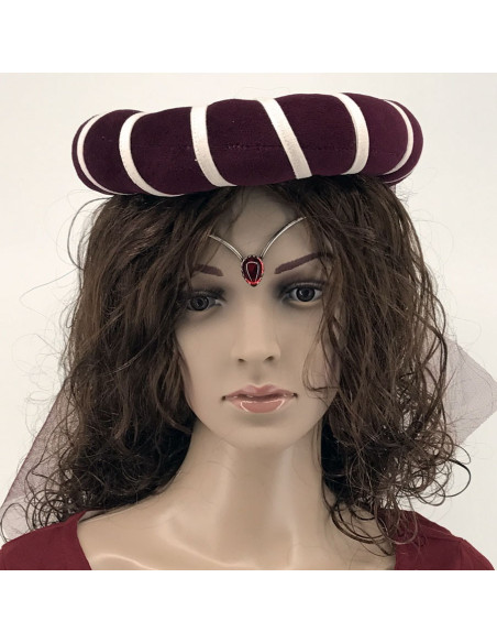 Tiara com pérolas de cristal