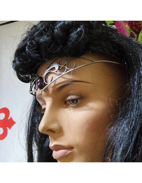 Tiara com pérolas de cristal