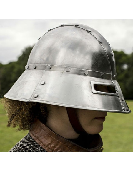 capacete de guarda medieval