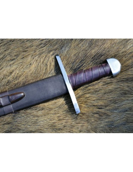 Espada normanda com bainha