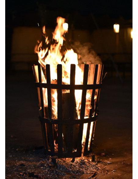 Cesto romano para fazer fogo