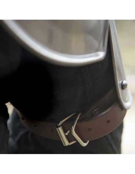 Par de ombreiras de soldado medieval