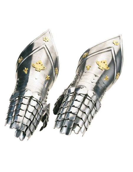 Manoplas Douradas Cinzeladas, Marto