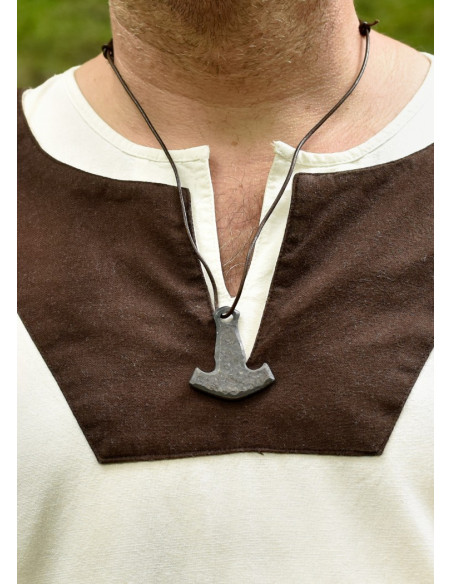 Vallentin longa túnica medieval, branca