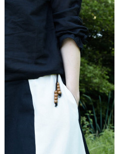 Saia medieval longa branca e preta 2