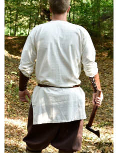 Túnica medieval branca, Gunther