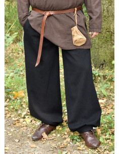 Calças medievais largas, Hermann 2