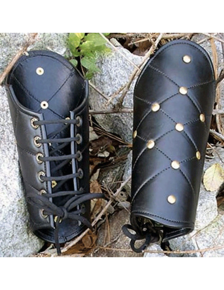 Pulseiras de couro rebitadas