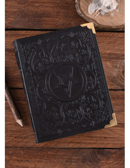 Diário Medieval com Pentagrama