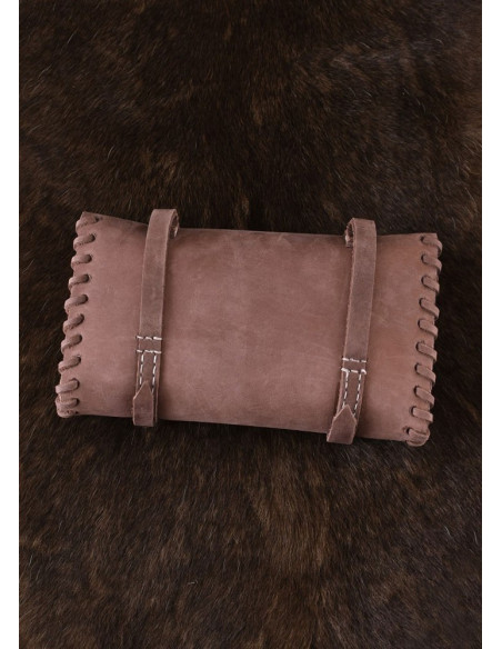 Bolsa medieval com duas fivelas