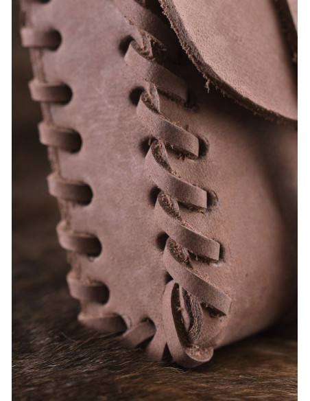 Bolsa medieval com duas fivelas