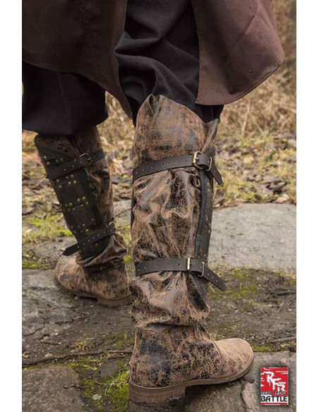 Caneleiras de couro de soldado medieval