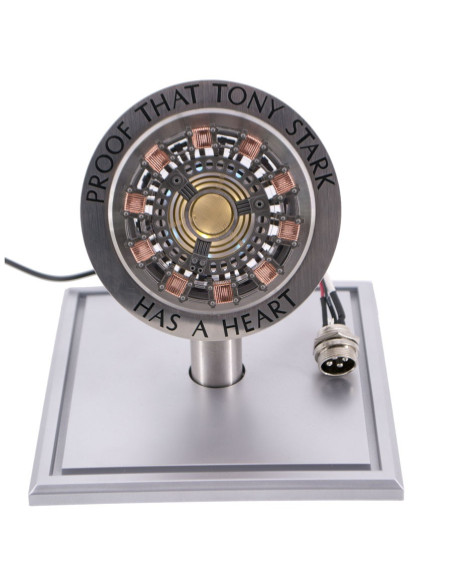 Coração de Tony Stark feito em aço,...