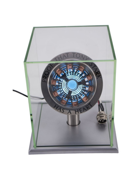 Coração de Tony Stark feito em aço,...