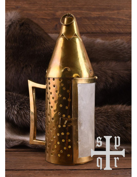 Castiçal medieval em latão