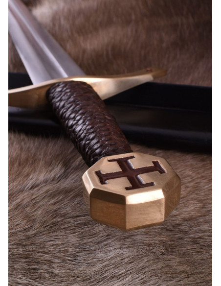 Espada cruzada com bainha de couro