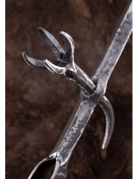 Cabeça de maça Lucerna, S. XV-XVI