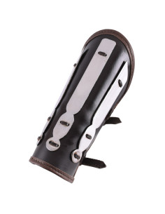 Bracelete de couro reforçado com metal